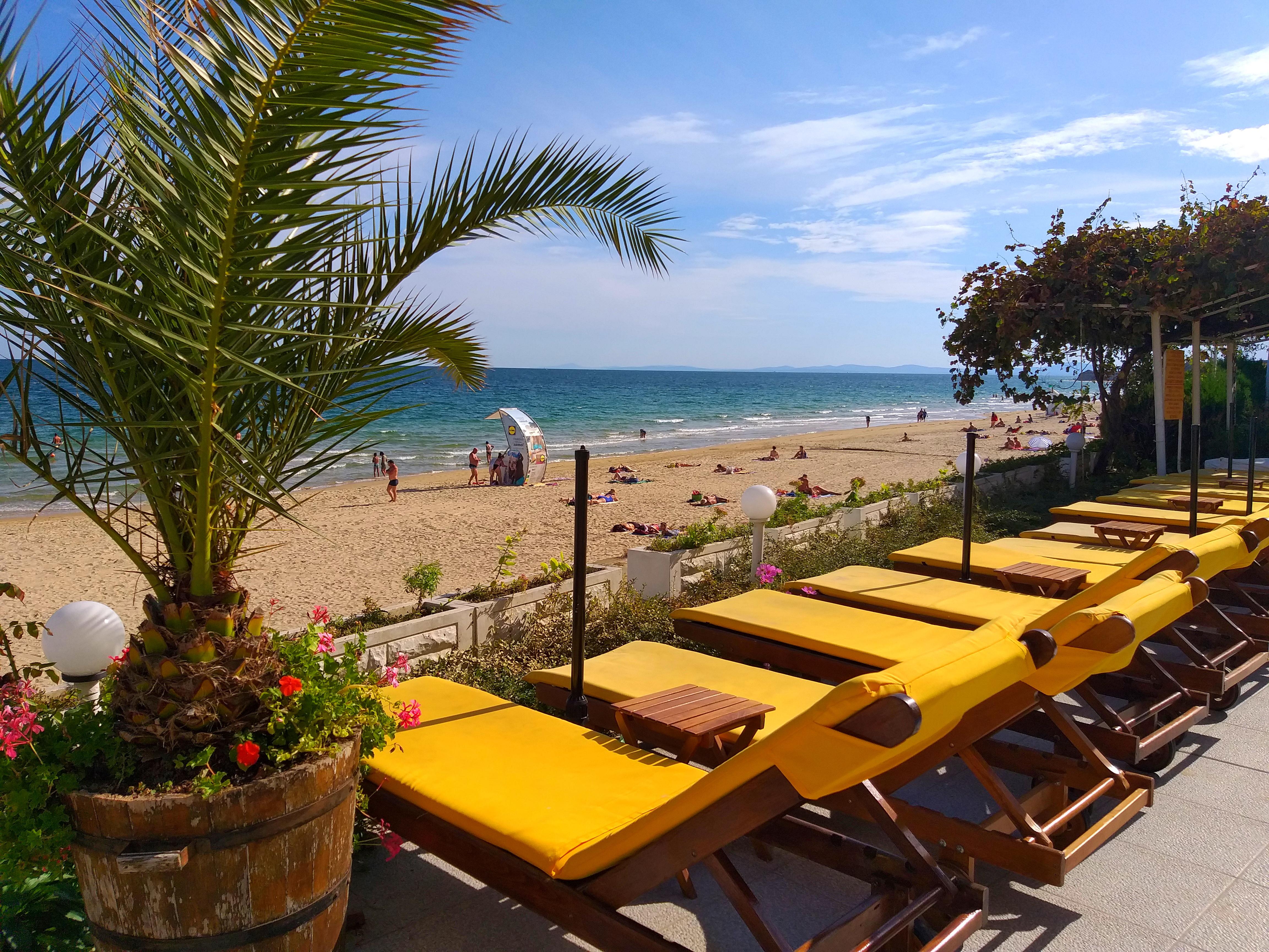 Aphrodite Beach Hotel Nesebar Bagian luar foto