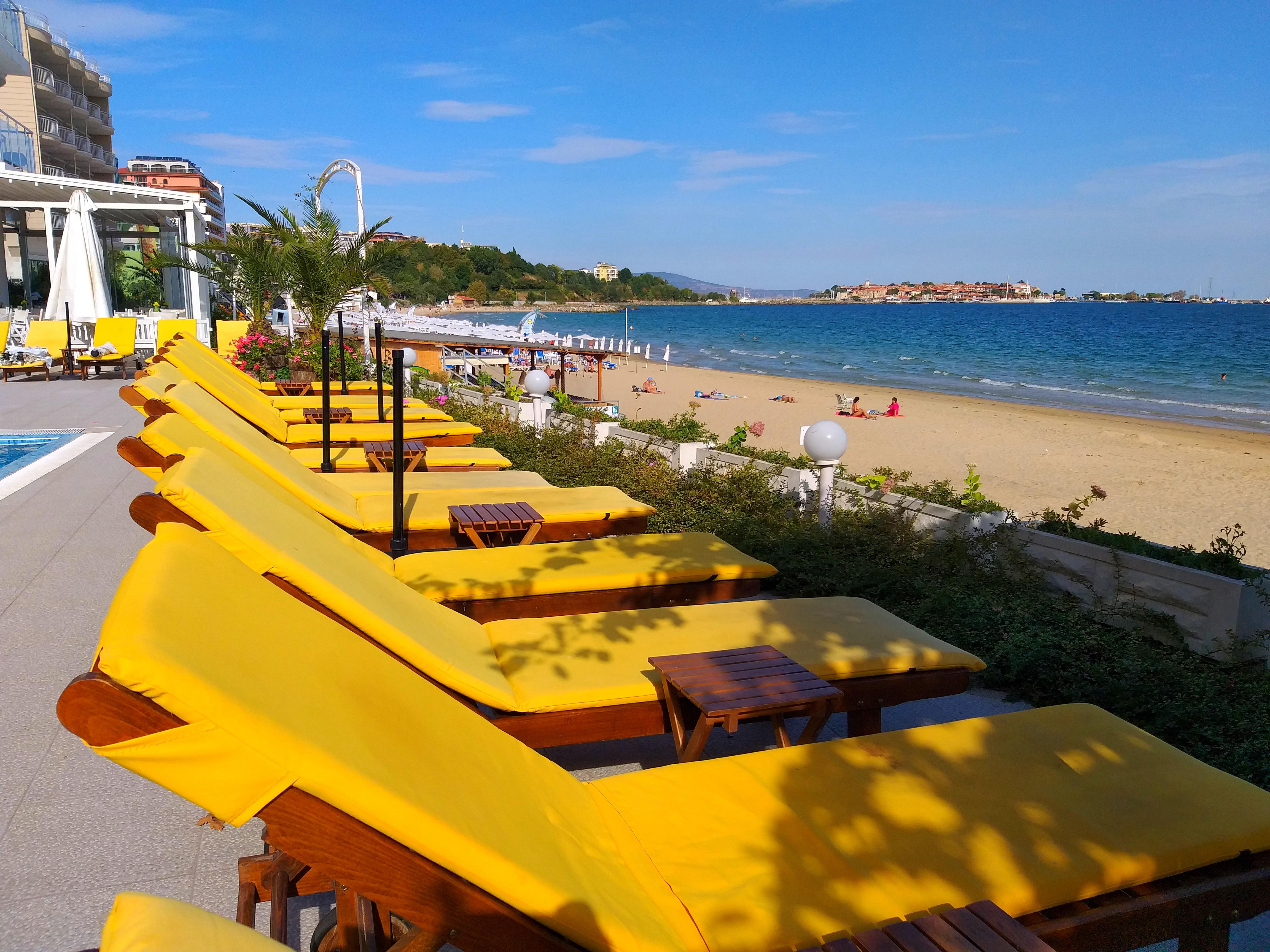 Aphrodite Beach Hotel Nesebar Bagian luar foto