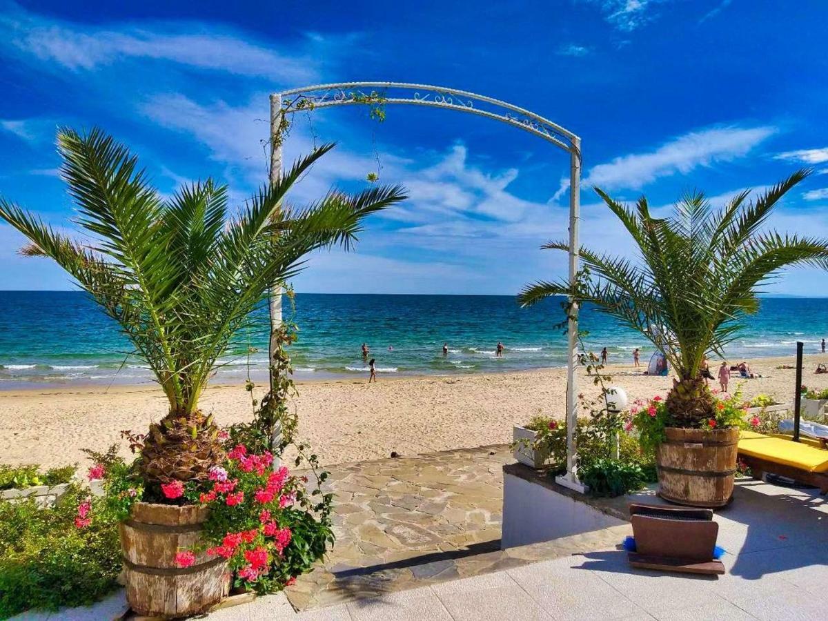 Aphrodite Beach Hotel Nesebar Bagian luar foto