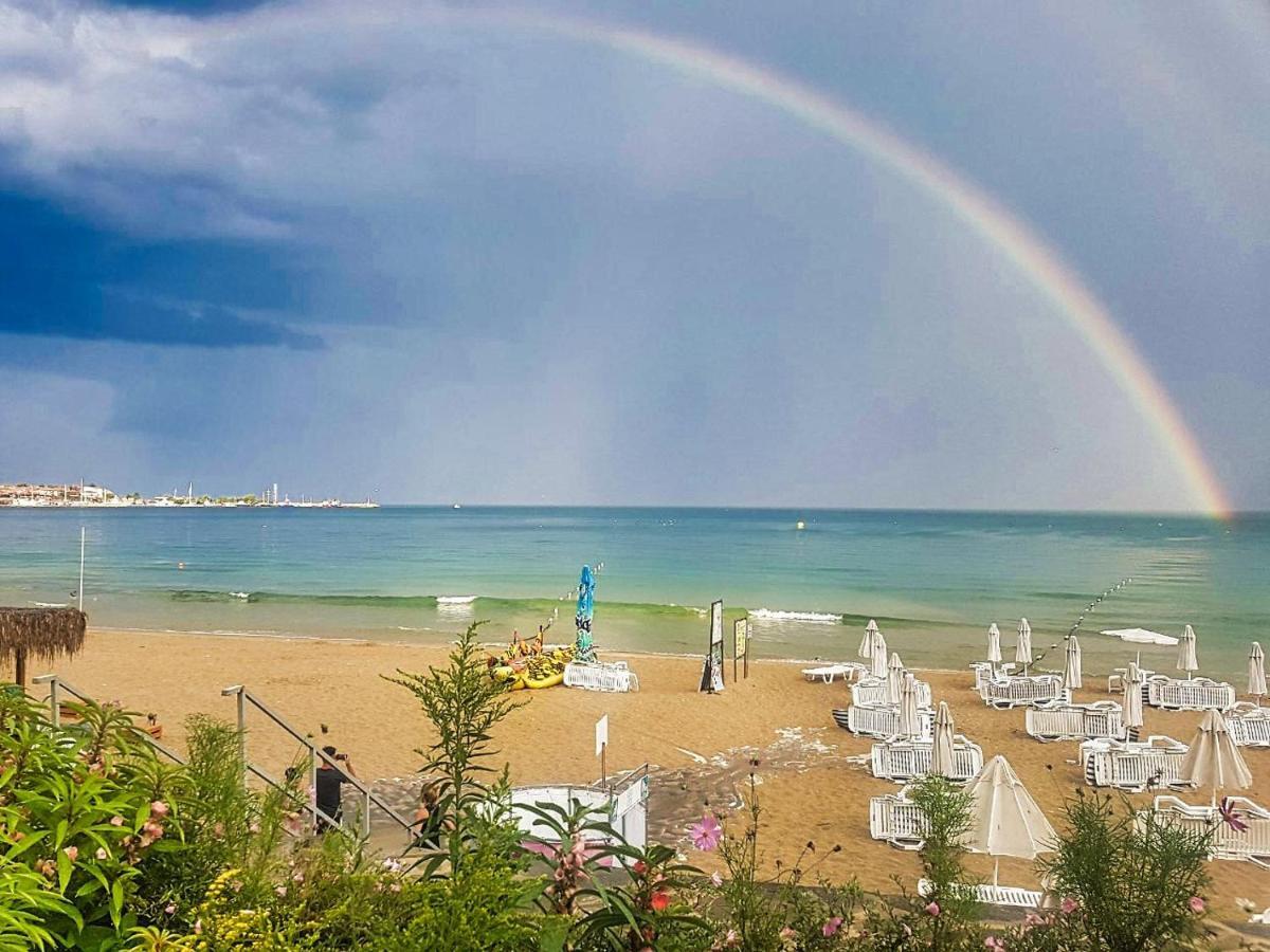 Aphrodite Beach Hotel Nesebar Bagian luar foto